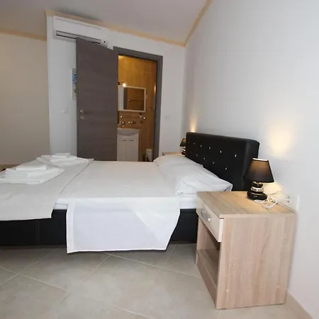 Rooms Amanda In The Historical Center Of Porec Konukevi *
